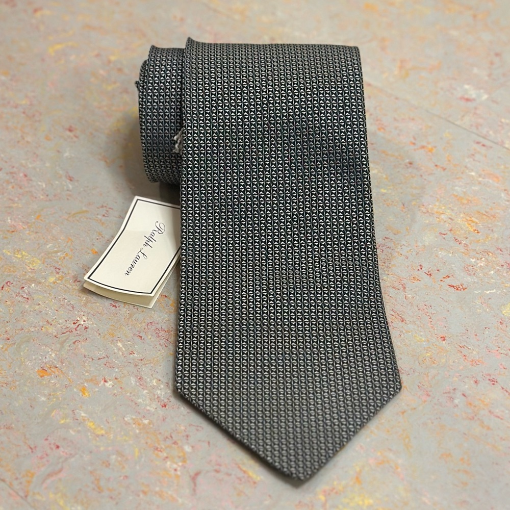 NWT Ralph Lauren 100% Silk Purple Black White Diamond Pattern Necktie 4” x 54.5”